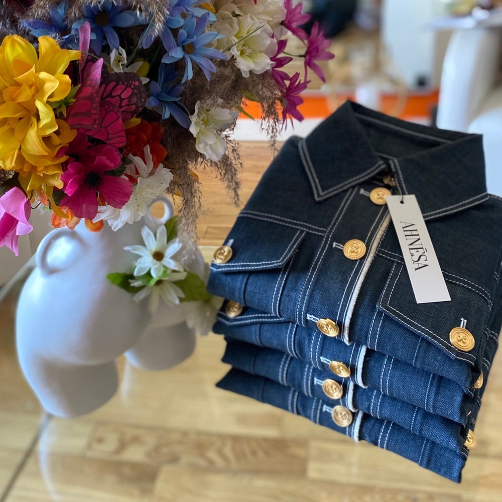 AHNĒSA Collection - Picture 5 of 8